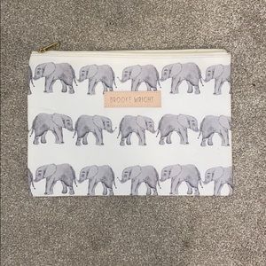 Clutch with Elephants
